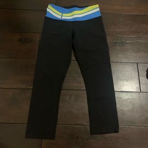 black lulu leggings
